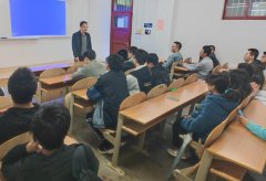 正在担工程专业系从任期间